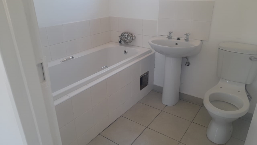 2 Bedroom Property for Sale in Windmill Park Gauteng