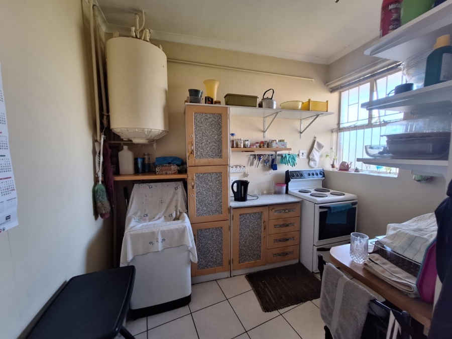 1 Bedroom Property for Sale in Queenswood Gauteng