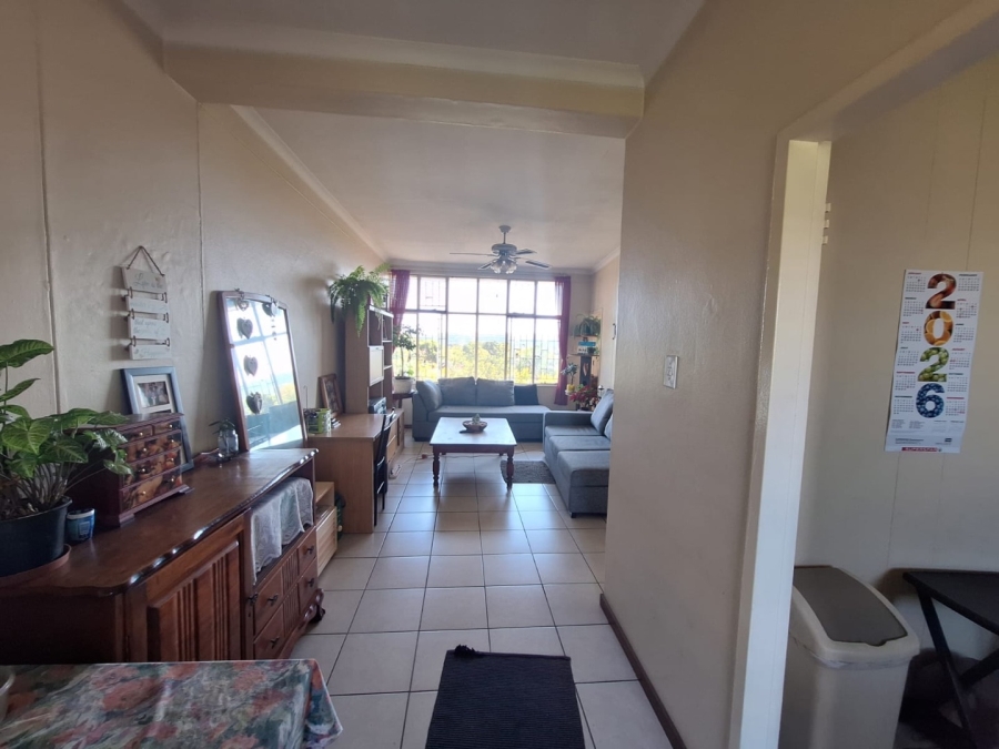 1 Bedroom Property for Sale in Queenswood Gauteng