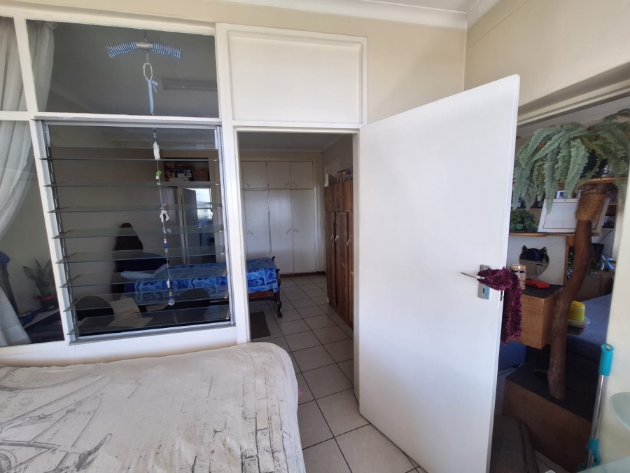 1 Bedroom Property for Sale in Queenswood Gauteng