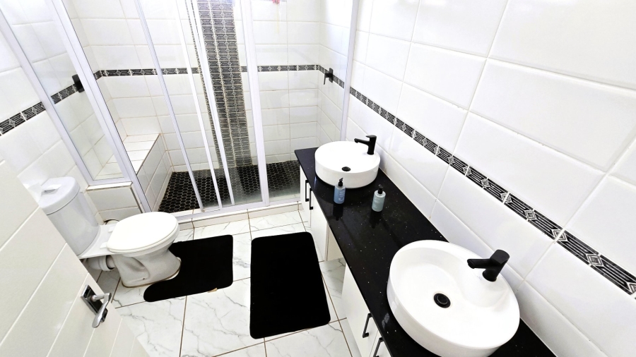 3 Bedroom Property for Sale in Heatherview Gauteng