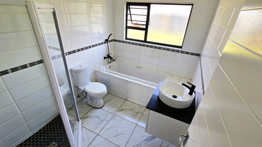 3 Bedroom Property for Sale in Heatherview Gauteng