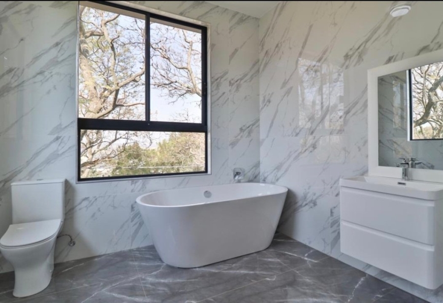 4 Bedroom Property for Sale in Bryanston Gauteng