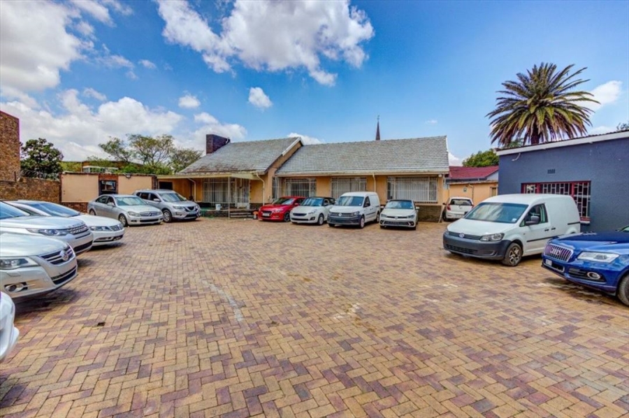 5 Bedroom Property for Sale in Kempton Park Ext 4 Gauteng