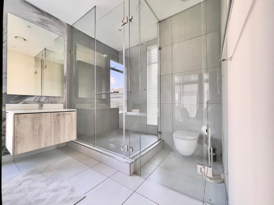 2 Bedroom Property for Sale in Menlyn Gauteng