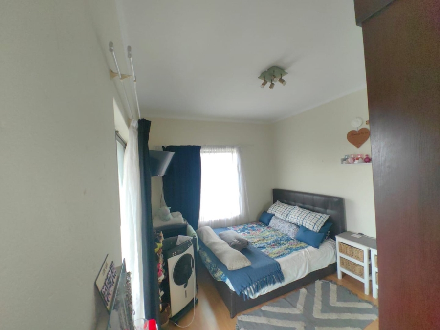 1 Bedroom Property for Sale in Hurlyvale Gauteng