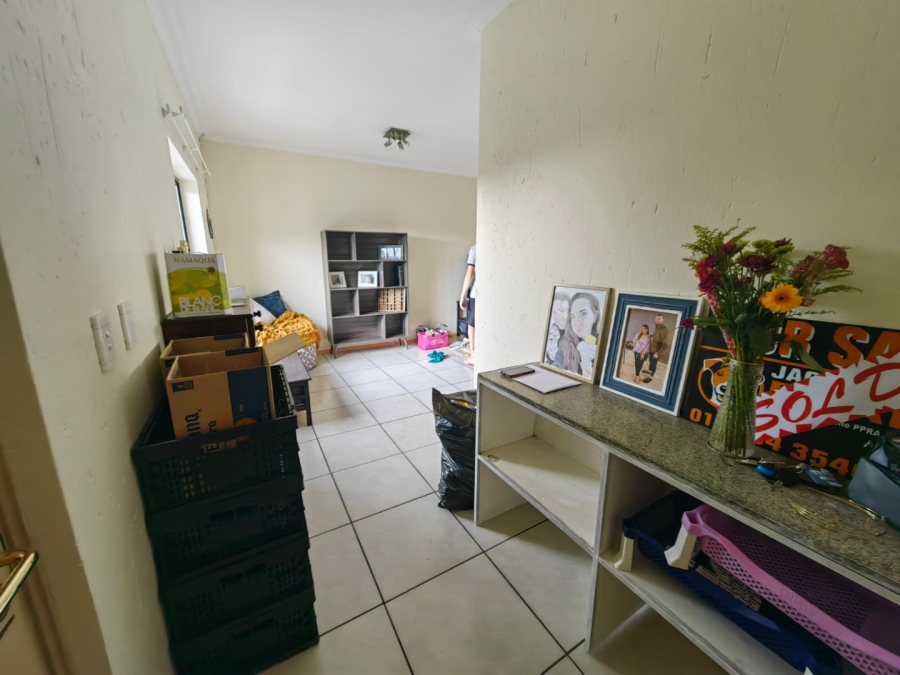 1 Bedroom Property for Sale in Hurlyvale Gauteng