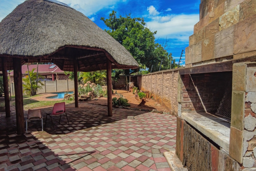 4 Bedroom Property for Sale in The Orchards Gauteng