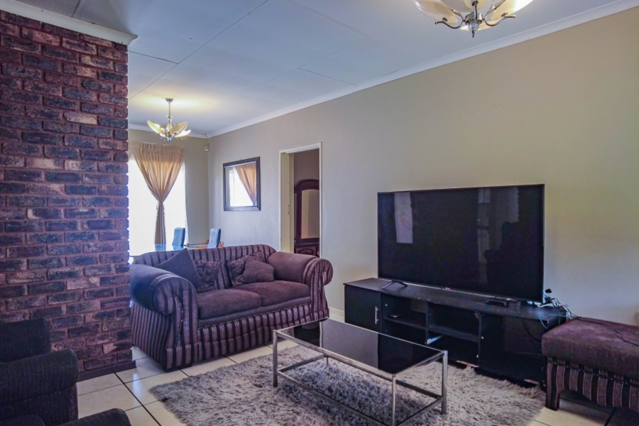 4 Bedroom Property for Sale in The Orchards Gauteng