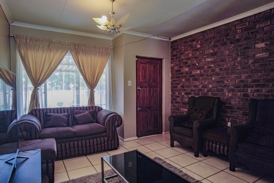 4 Bedroom Property for Sale in The Orchards Gauteng