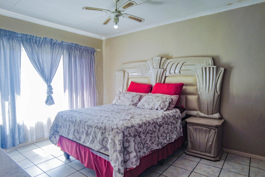 4 Bedroom Property for Sale in The Orchards Gauteng