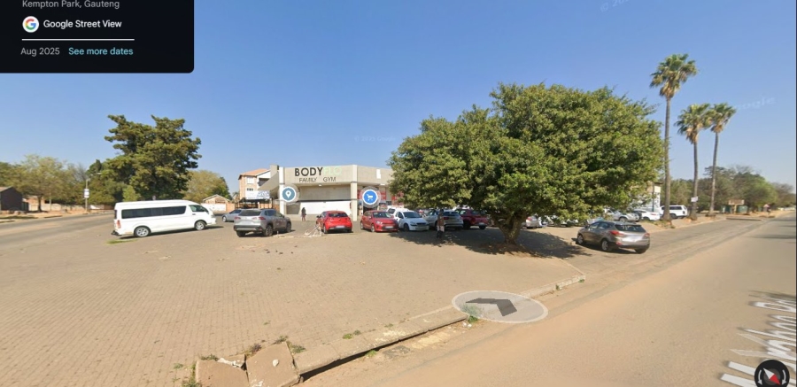  Bedroom Property for Sale in Birch Acres Gauteng