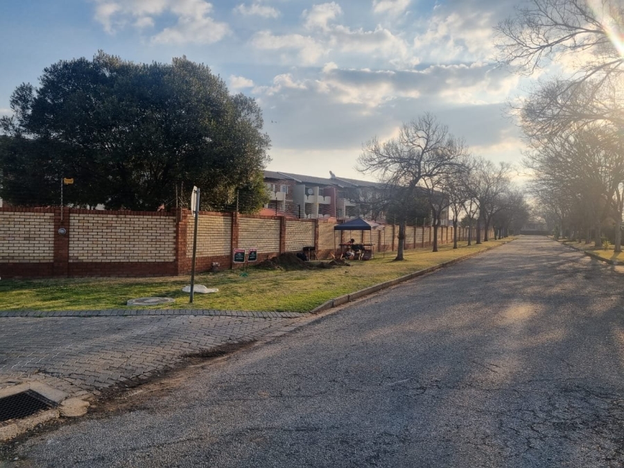 2 Bedroom Property for Sale in Comet Gauteng