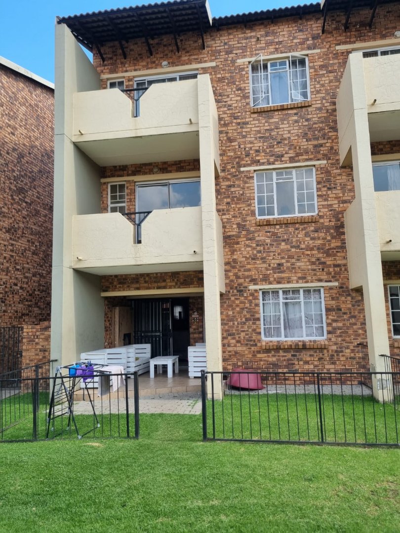 2 Bedroom Property for Sale in Comet Gauteng