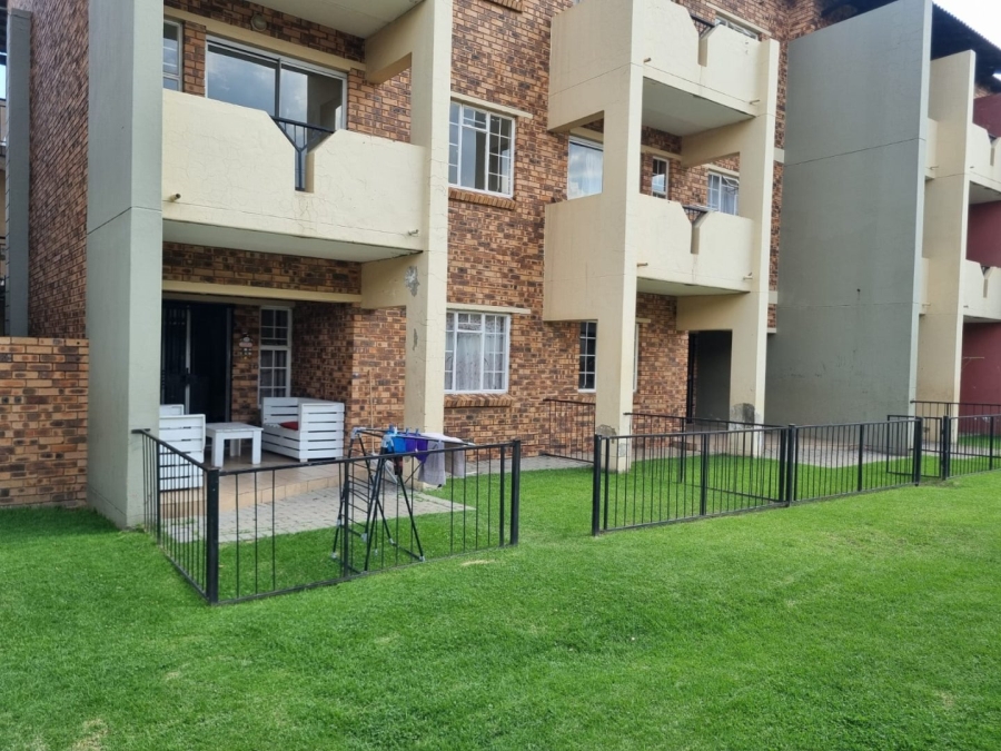 2 Bedroom Property for Sale in Comet Gauteng