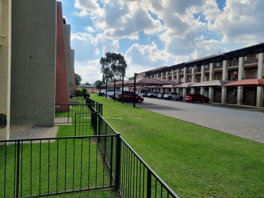 2 Bedroom Property for Sale in Comet Gauteng