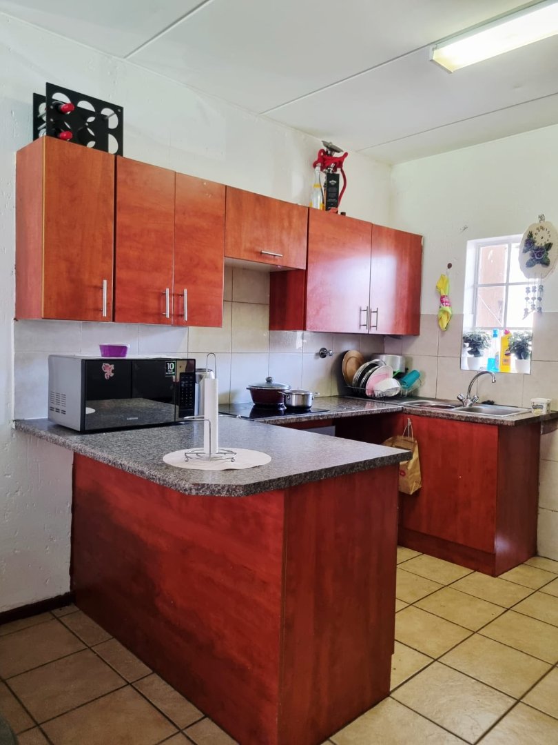 2 Bedroom Property for Sale in Comet Gauteng