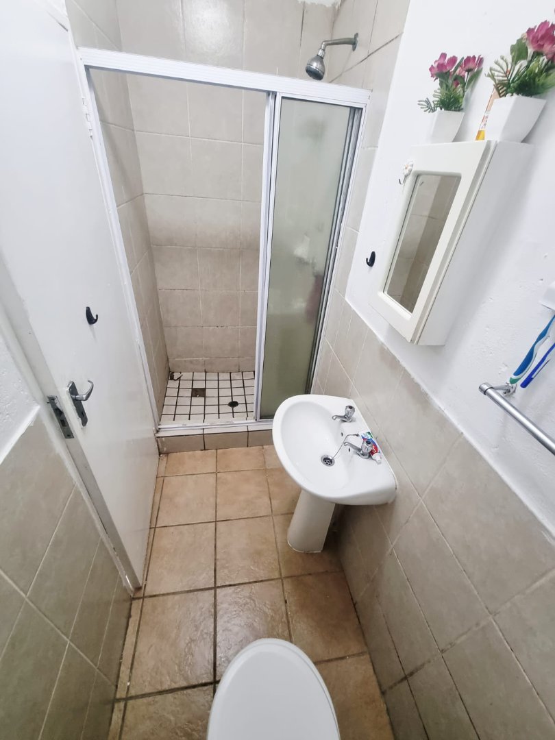 2 Bedroom Property for Sale in Comet Gauteng