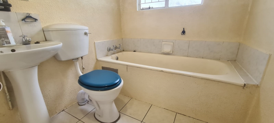 2 Bedroom Property for Sale in Eden Glen Gauteng