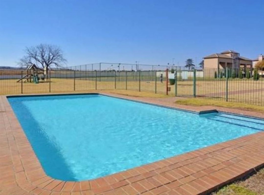 1 Bedroom Property for Sale in Parkrand Gauteng