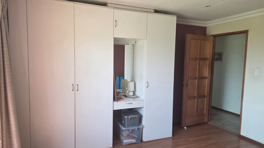 4 Bedroom Property for Sale in Muldersdrift Gauteng