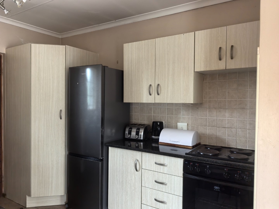 1 Bedroom Property for Sale in Brentwood Park AH Gauteng