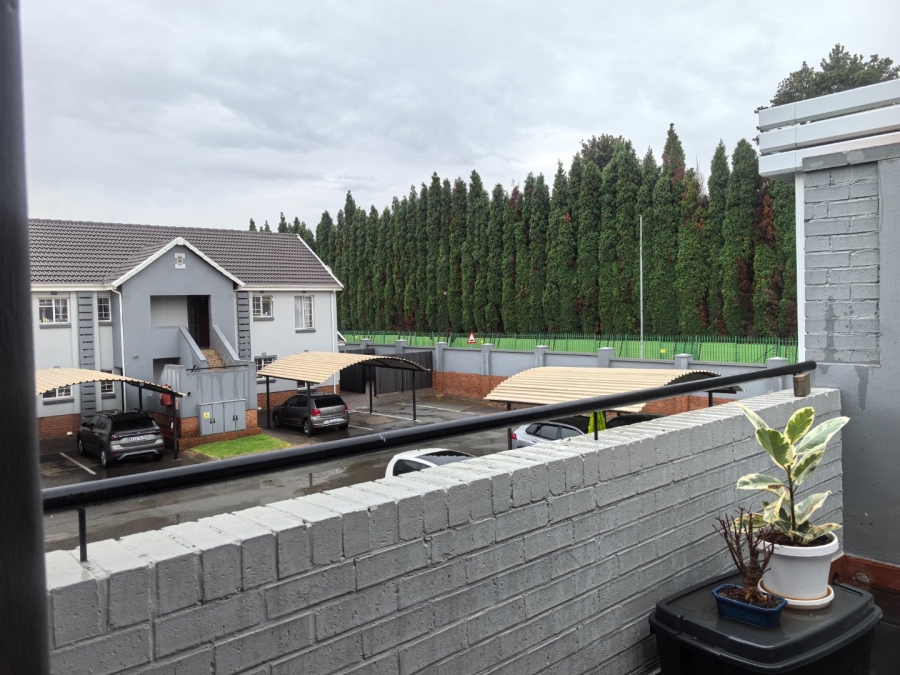 1 Bedroom Property for Sale in Brentwood Park AH Gauteng