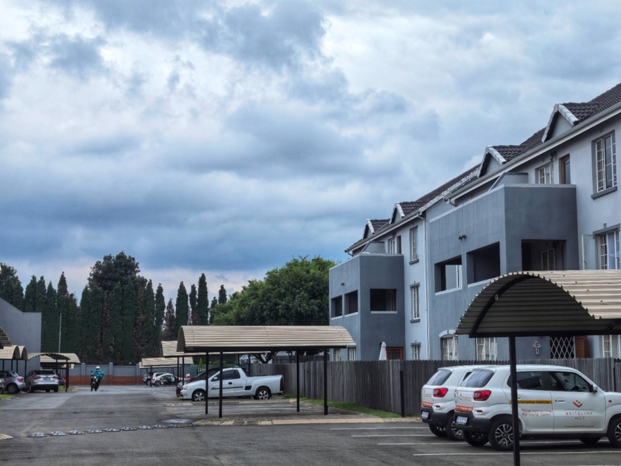 1 Bedroom Property for Sale in Brentwood Park AH Gauteng