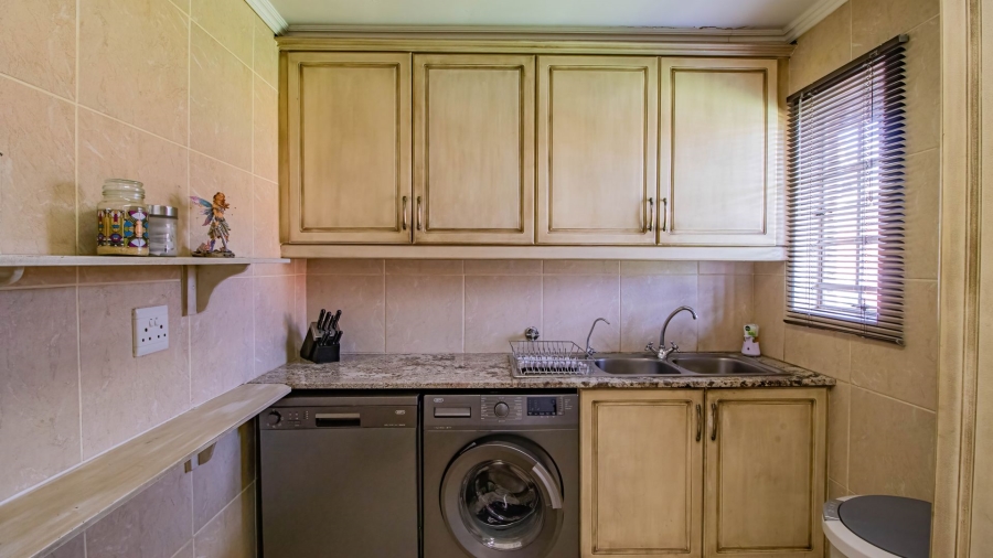 3 Bedroom Property for Sale in Rynfield Gauteng