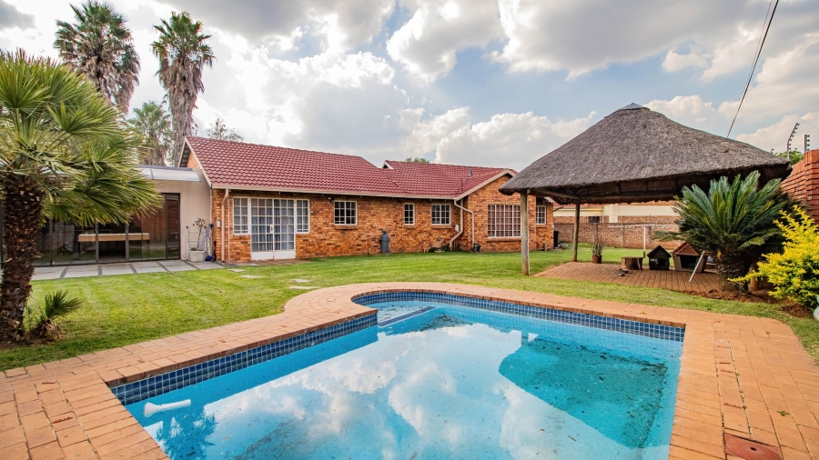 3 Bedroom Property for Sale in Rynfield Gauteng