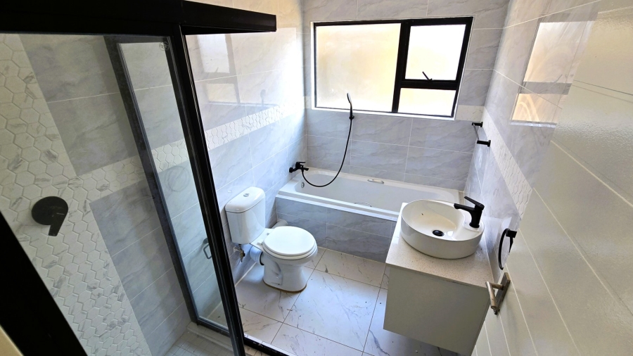 3 Bedroom Property for Sale in Heatherview Gauteng