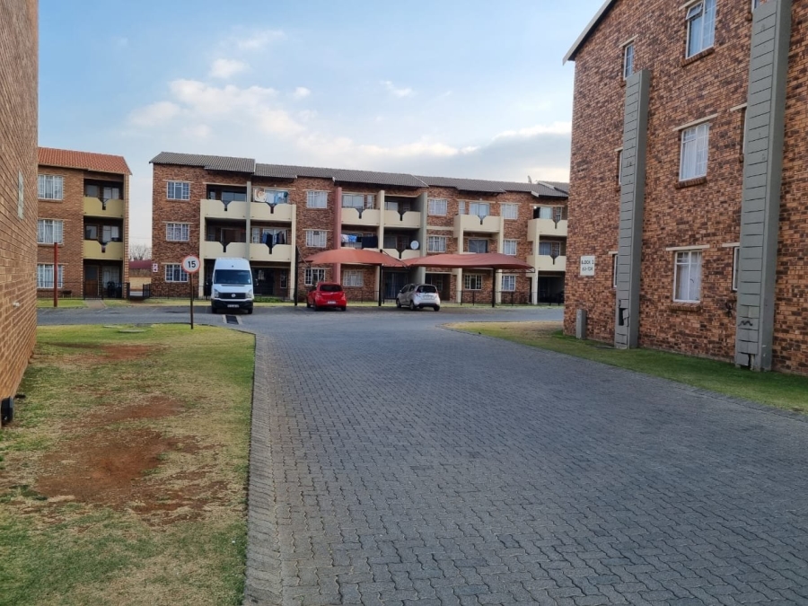 2 Bedroom Property for Sale in Comet Gauteng
