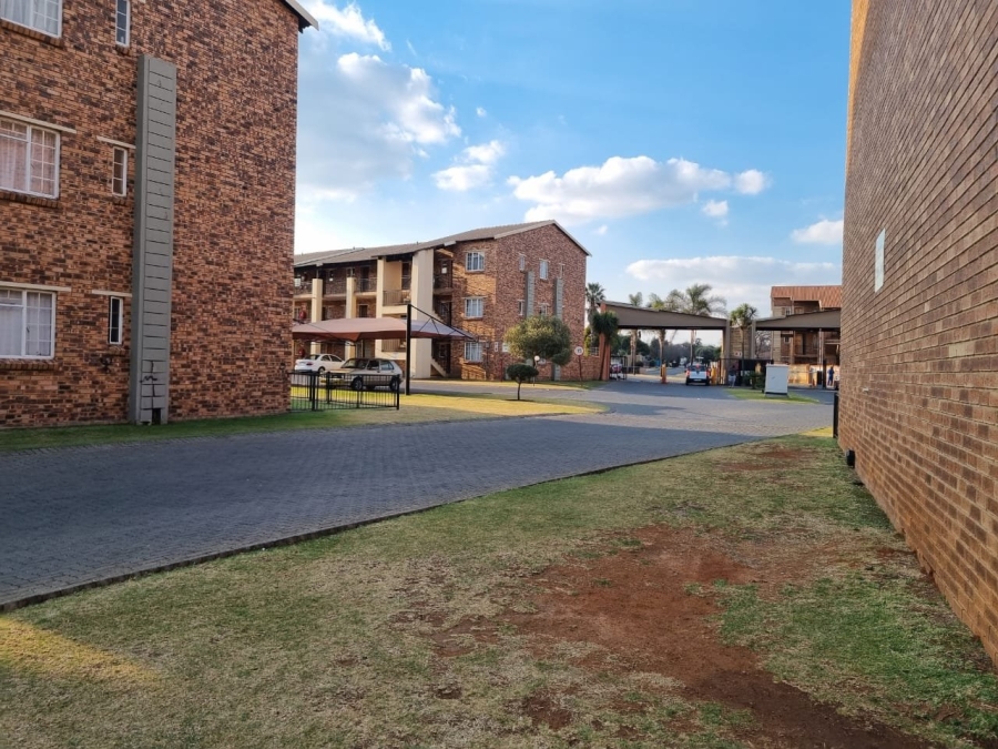 2 Bedroom Property for Sale in Comet Gauteng