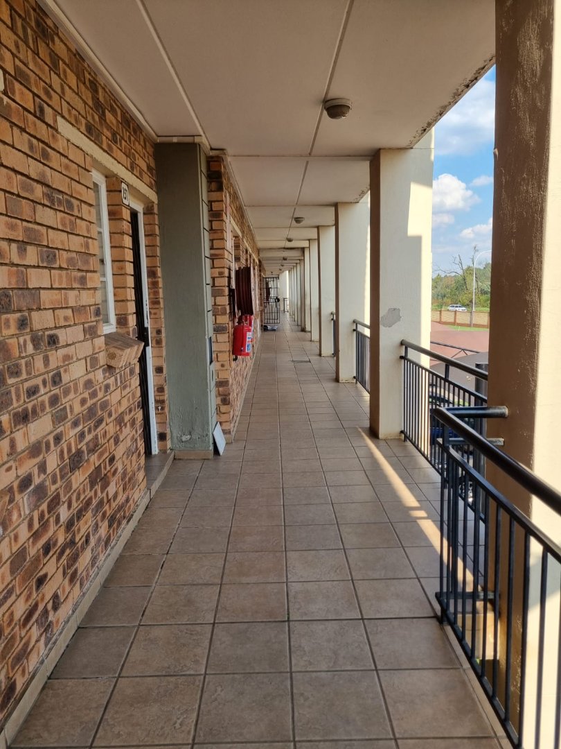 2 Bedroom Property for Sale in Comet Gauteng