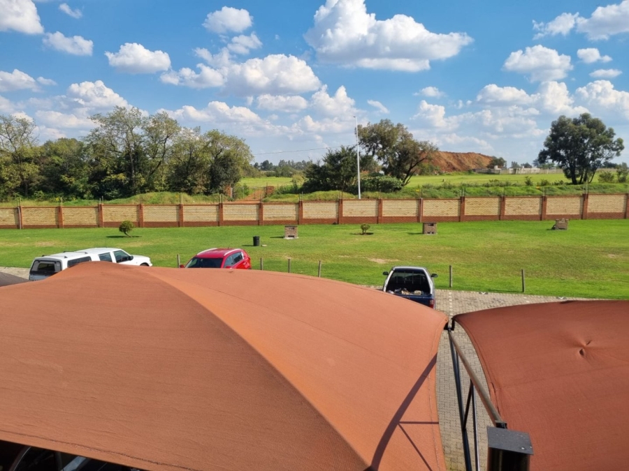 2 Bedroom Property for Sale in Comet Gauteng