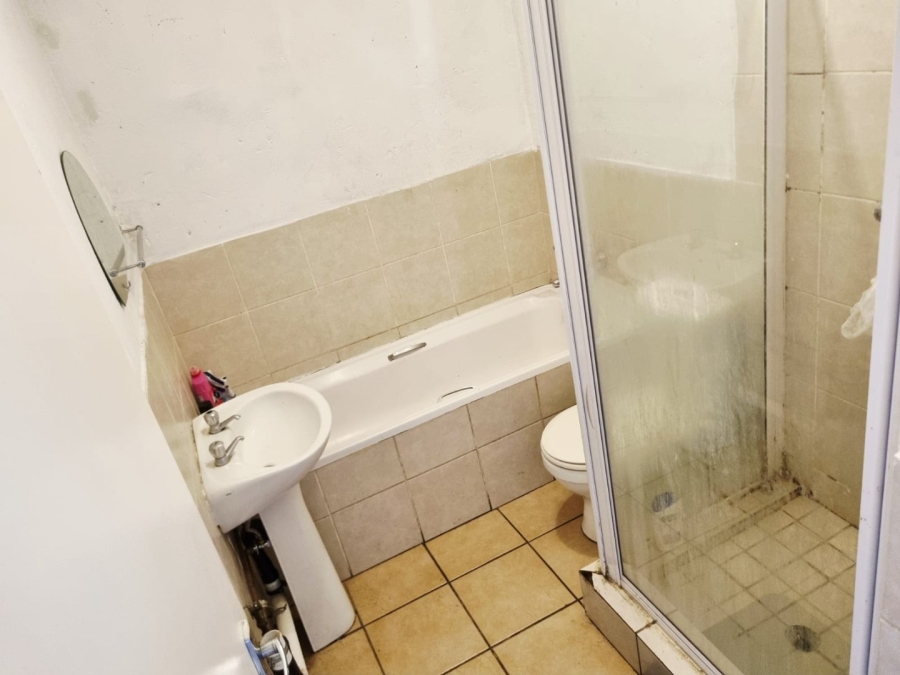 2 Bedroom Property for Sale in Comet Gauteng