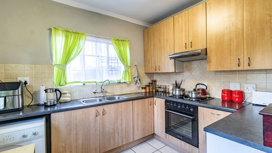 5 Bedroom Property for Sale in Eastleigh Ridge Gauteng