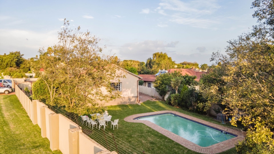 5 Bedroom Property for Sale in Eastleigh Ridge Gauteng