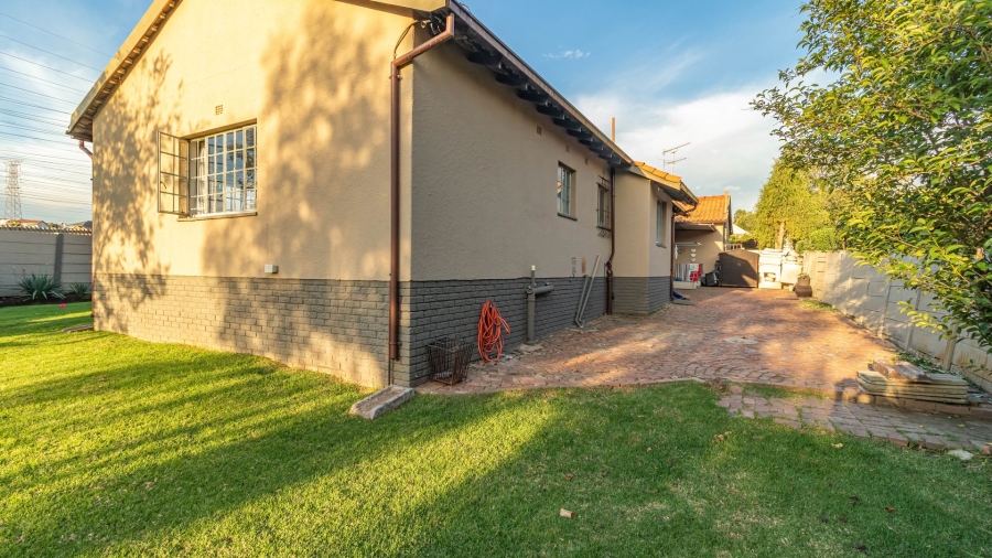 5 Bedroom Property for Sale in Eastleigh Ridge Gauteng