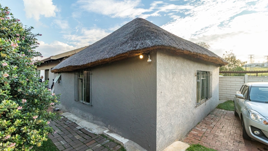 5 Bedroom Property for Sale in Eastleigh Ridge Gauteng