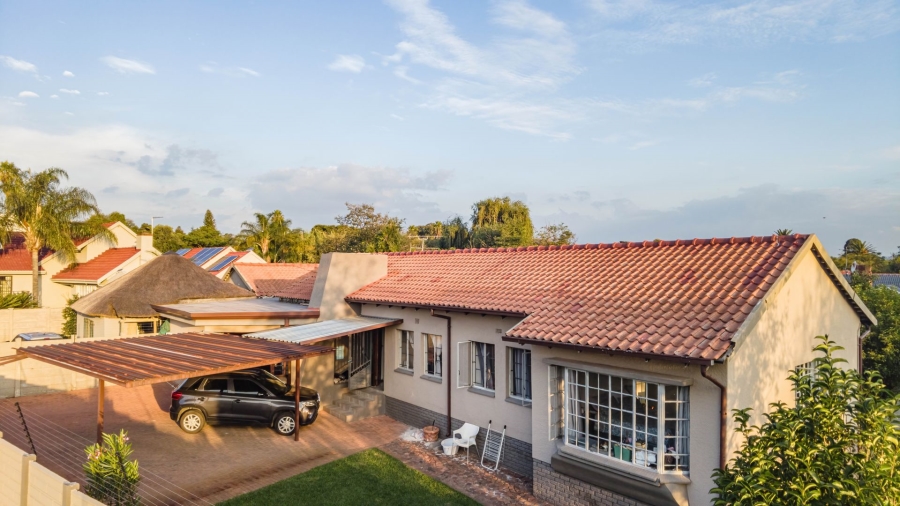 5 Bedroom Property for Sale in Eastleigh Ridge Gauteng