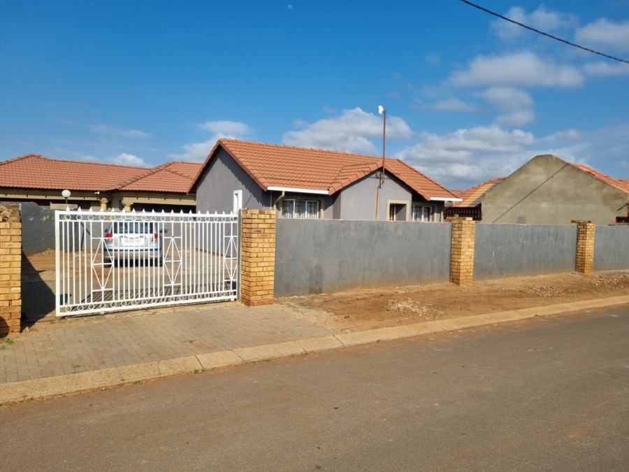 2 Bedroom Property for Sale in Vosloorus Gauteng