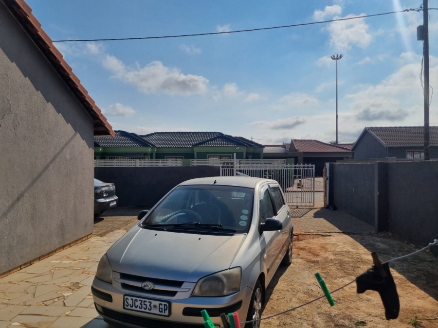 2 Bedroom Property for Sale in Vosloorus Gauteng
