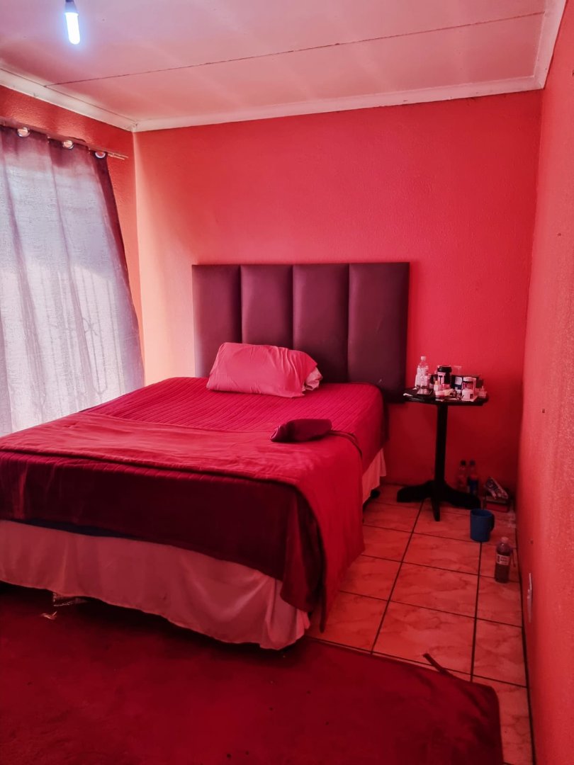2 Bedroom Property for Sale in Vosloorus Gauteng