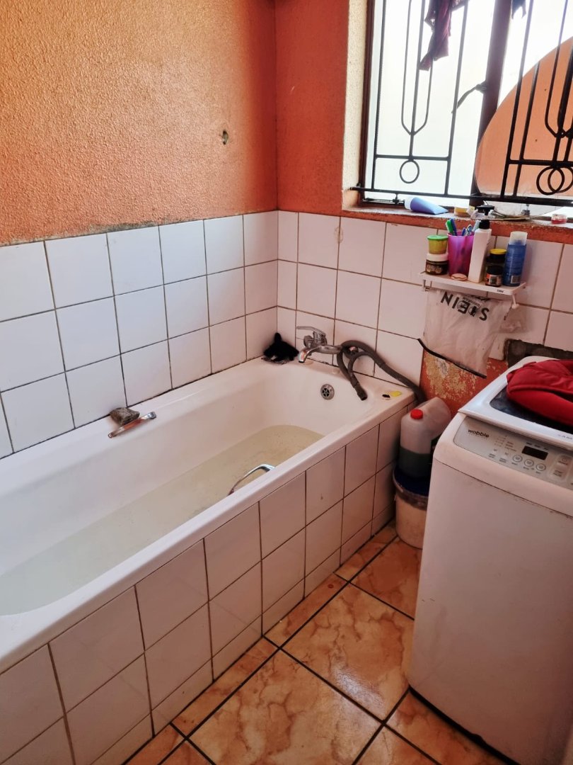 2 Bedroom Property for Sale in Vosloorus Gauteng