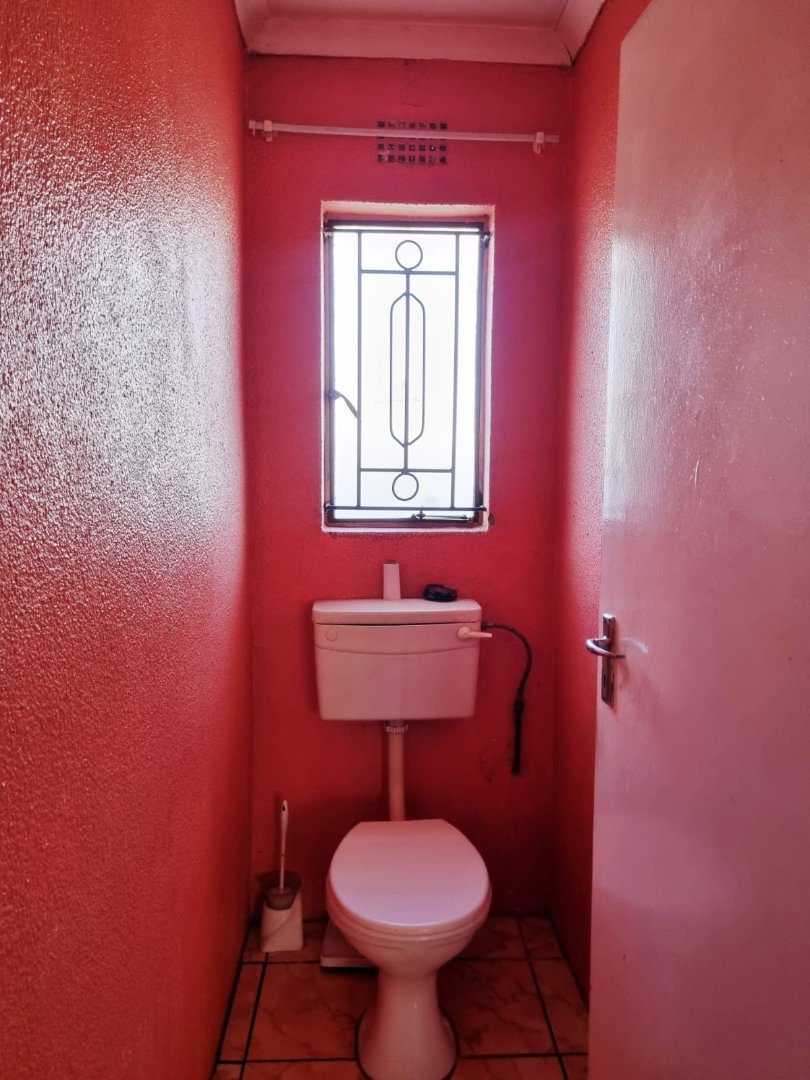2 Bedroom Property for Sale in Vosloorus Gauteng