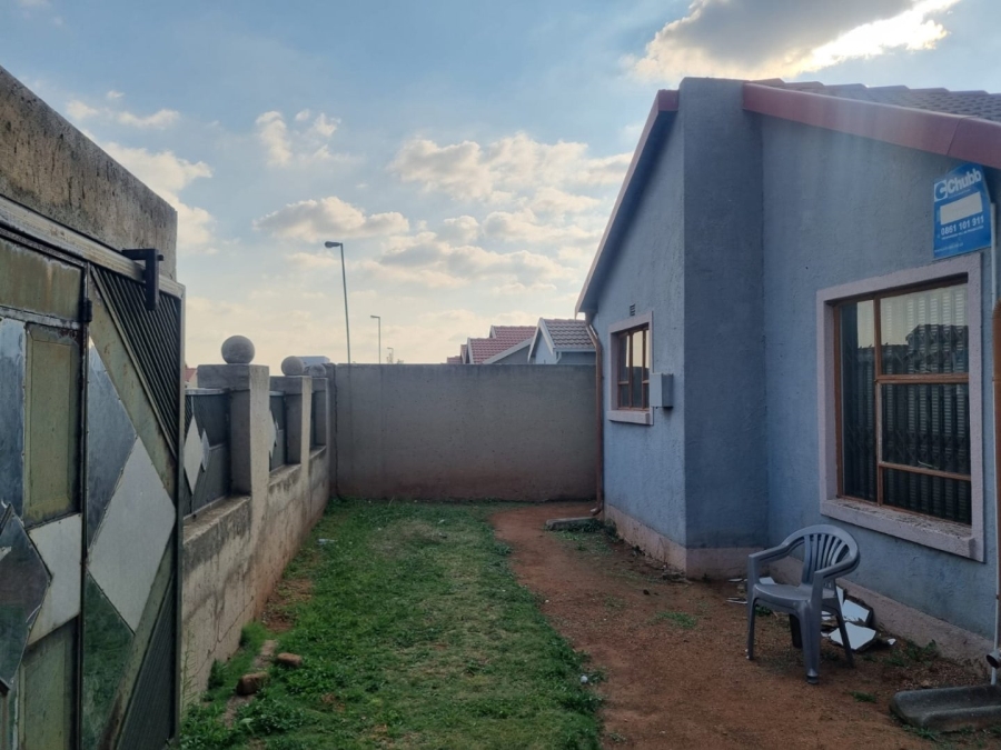 3 Bedroom Property for Sale in Roodekop Gauteng