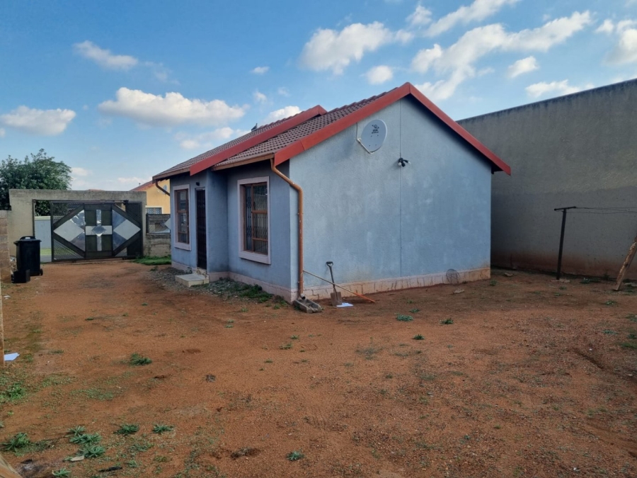 3 Bedroom Property for Sale in Roodekop Gauteng