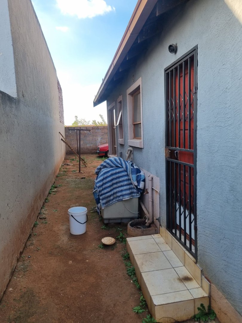 3 Bedroom Property for Sale in Roodekop Gauteng