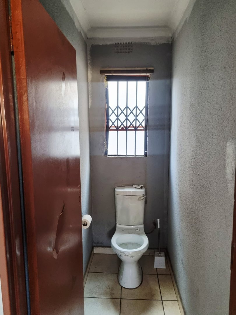 3 Bedroom Property for Sale in Roodekop Gauteng